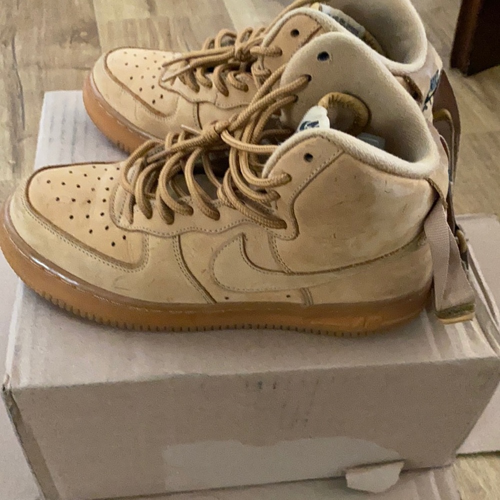Nike high top airforce